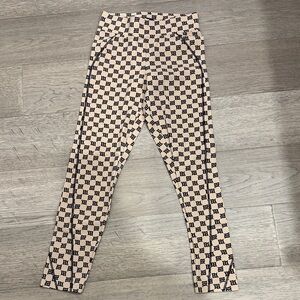 Women’s Misbhv Beige and black legging